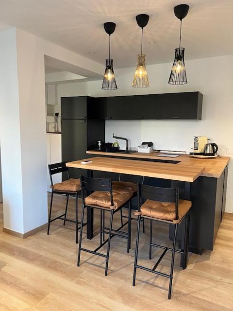 Superbe Appartement Terrasse Et Parking Prive Saint-Tropez Exterior foto