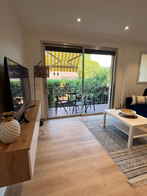 Superbe Appartement Terrasse Et Parking Prive Saint-Tropez Exterior foto